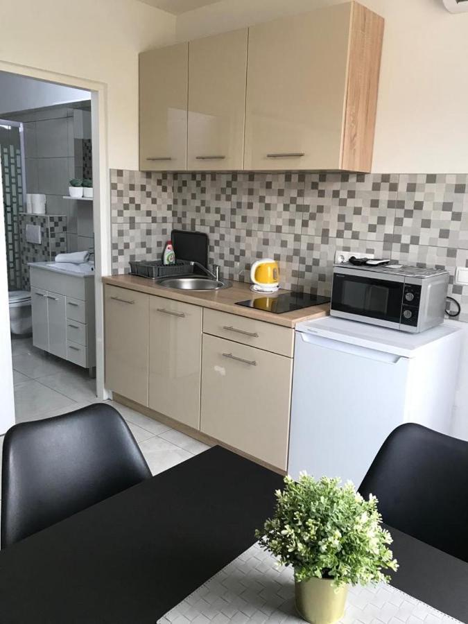 Nelany Apartment Zubovici
