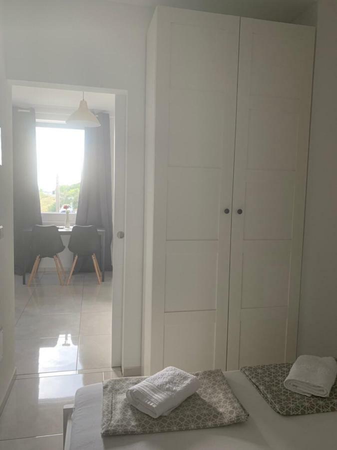Nelany Apartment *