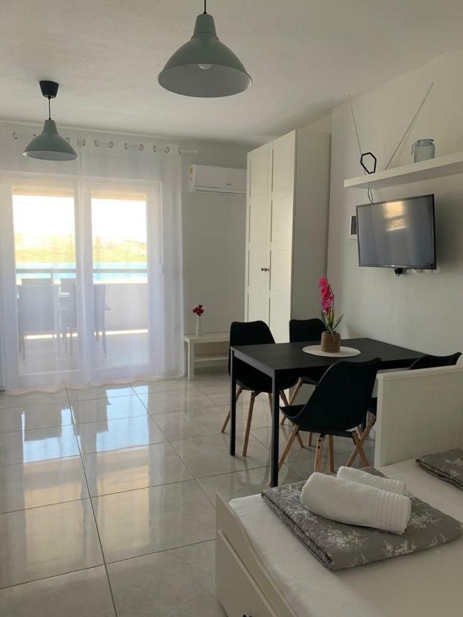 Nelany Apartment