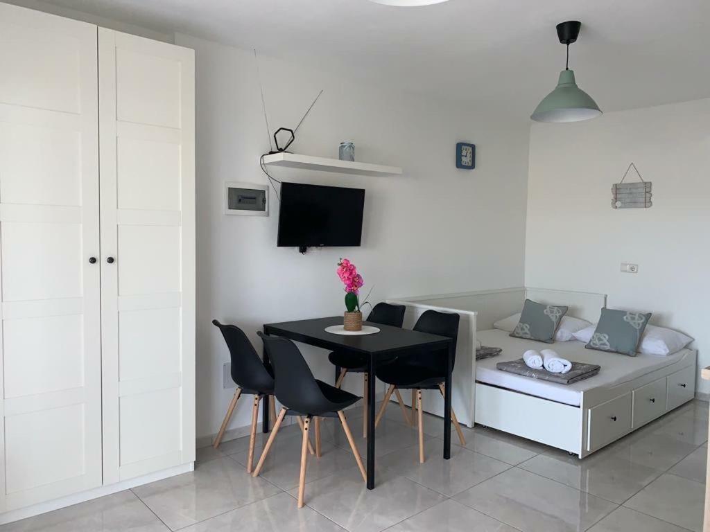 Nelany Apartment *