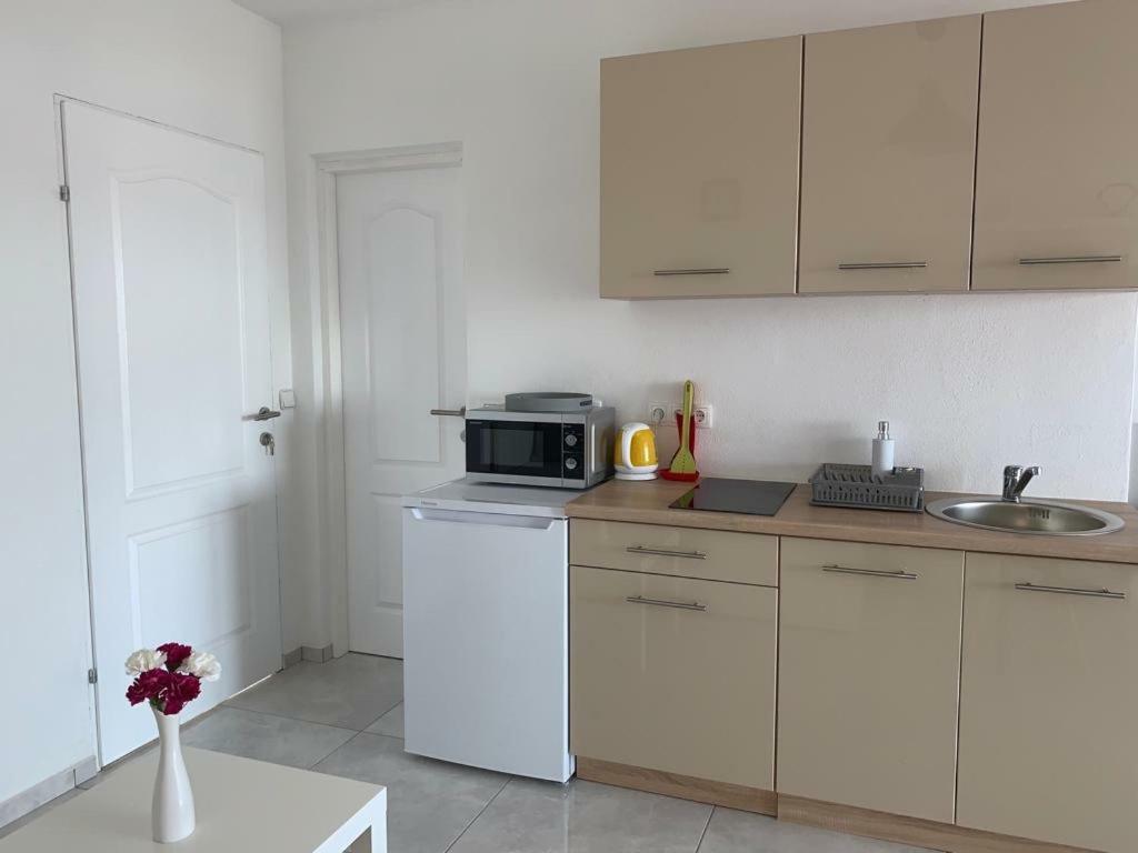 Nelany Apartment